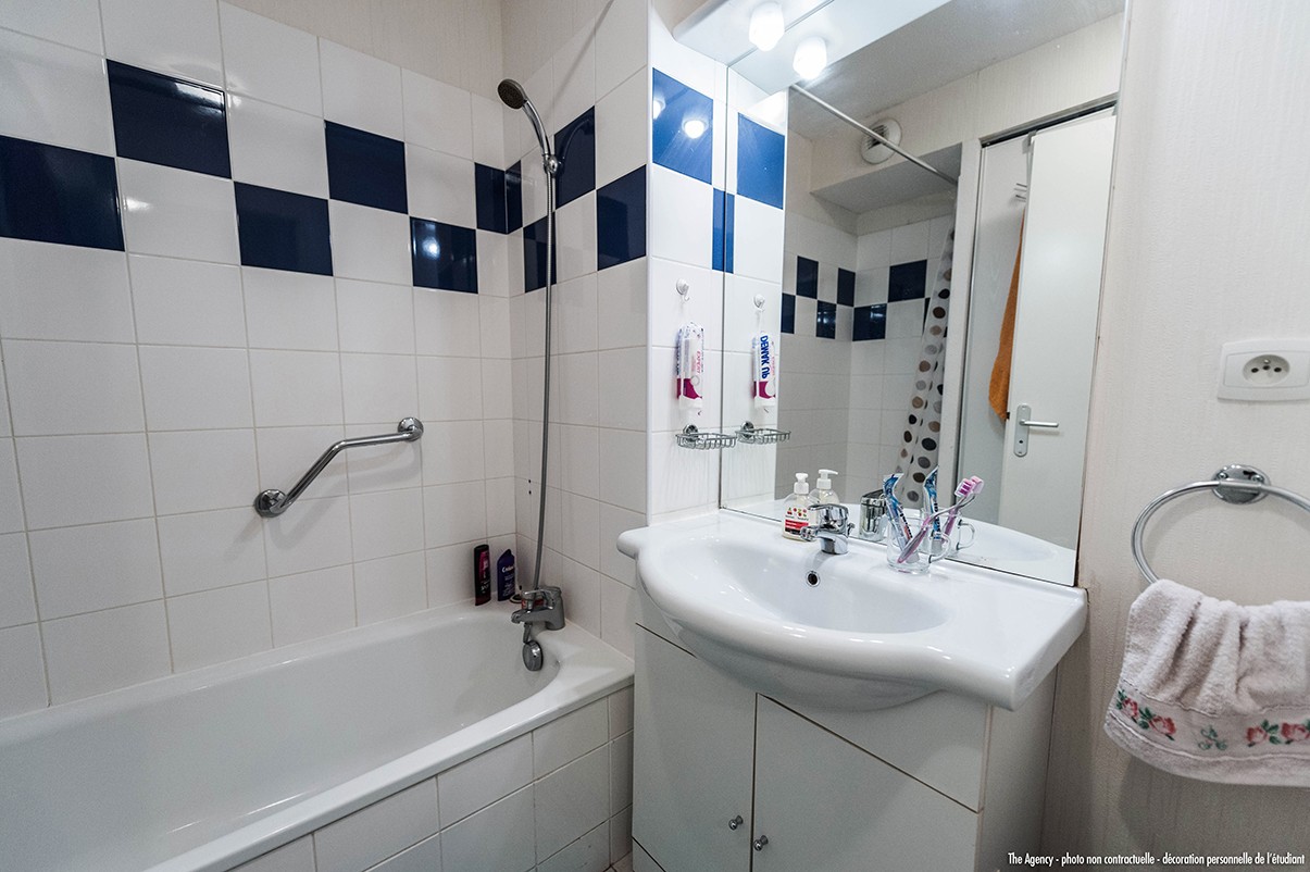 image  2019 06 21 residence etudiante suitetudes thales toulouse t2 salle de bain